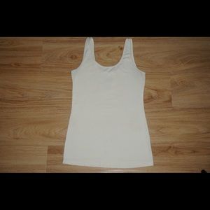 Women’s White Tank Top Size XS